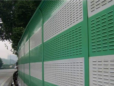 金屬聲屏障 規格、價格及其在公路與小區中的應用